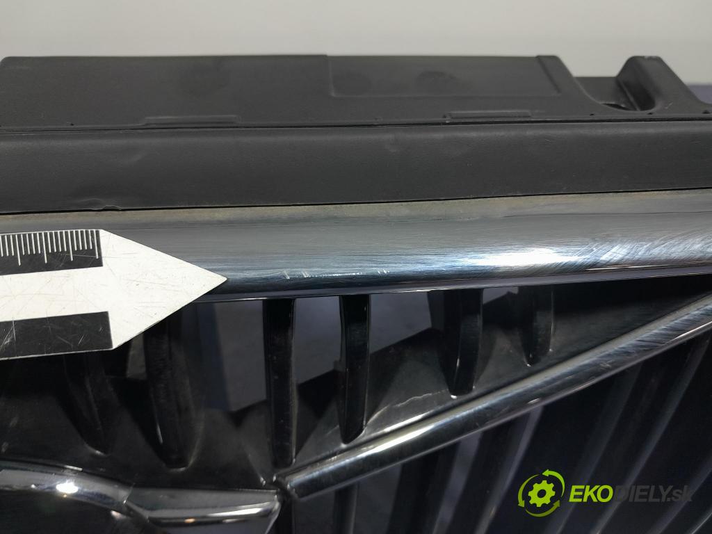 Volvo Xc90 2016 miežka / Gril: 31383933