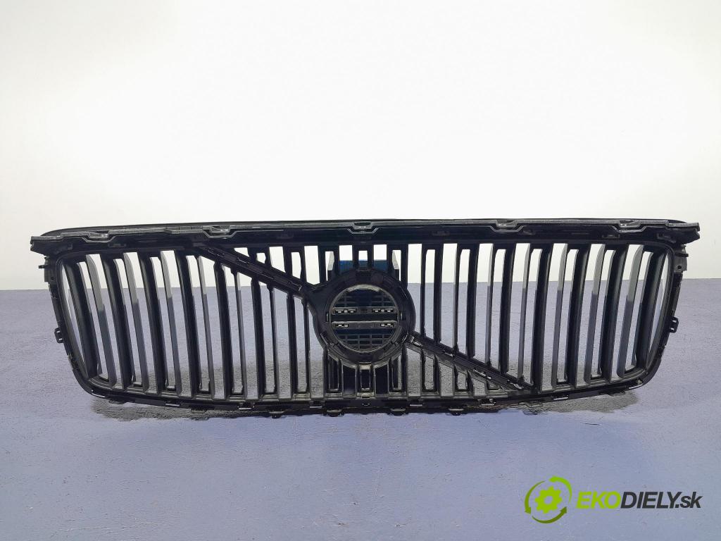 Volvo Xc90 2016 miežka / Gril: 31383933