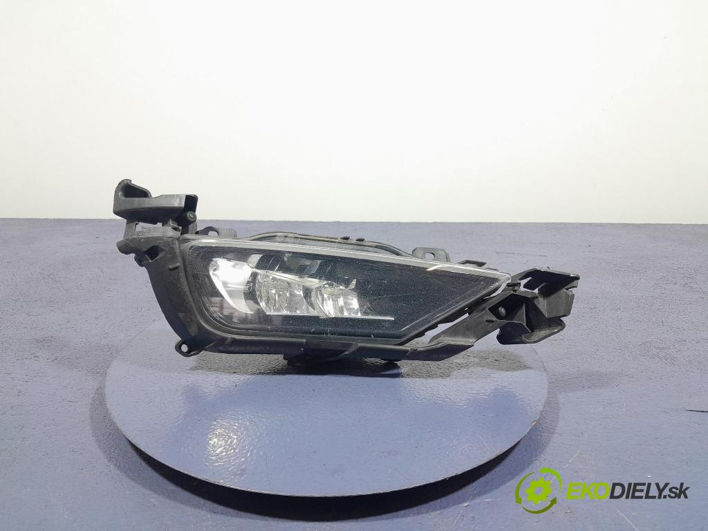 Volvo Xc90 2016 Halogen v pravo: 31395866