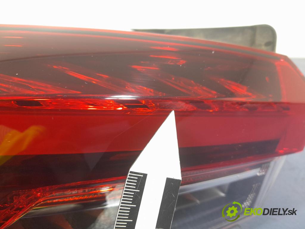 Skoda Octavia 2024 světlo Zad: levá Mimo: 5E3945207B