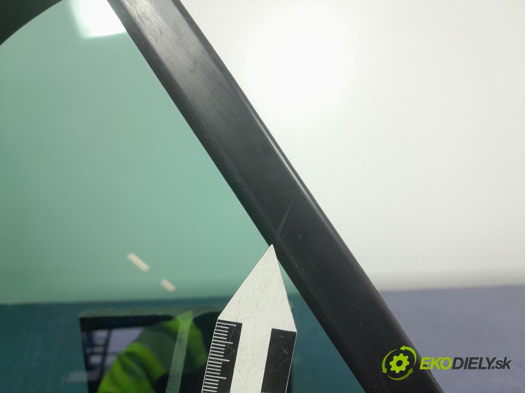 Skoda Octavia 2024 sklo dvere zad Prava: 5E7845214