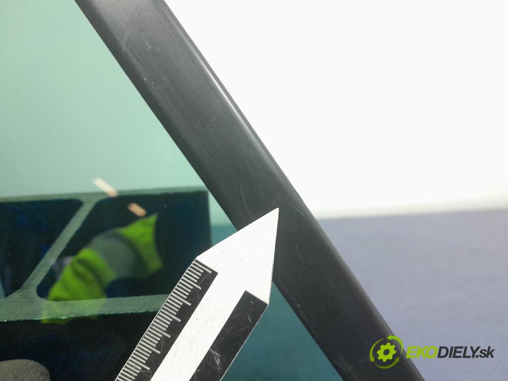 Skoda Octavia 2024 sklo dvere zad Prava: 5E7845214