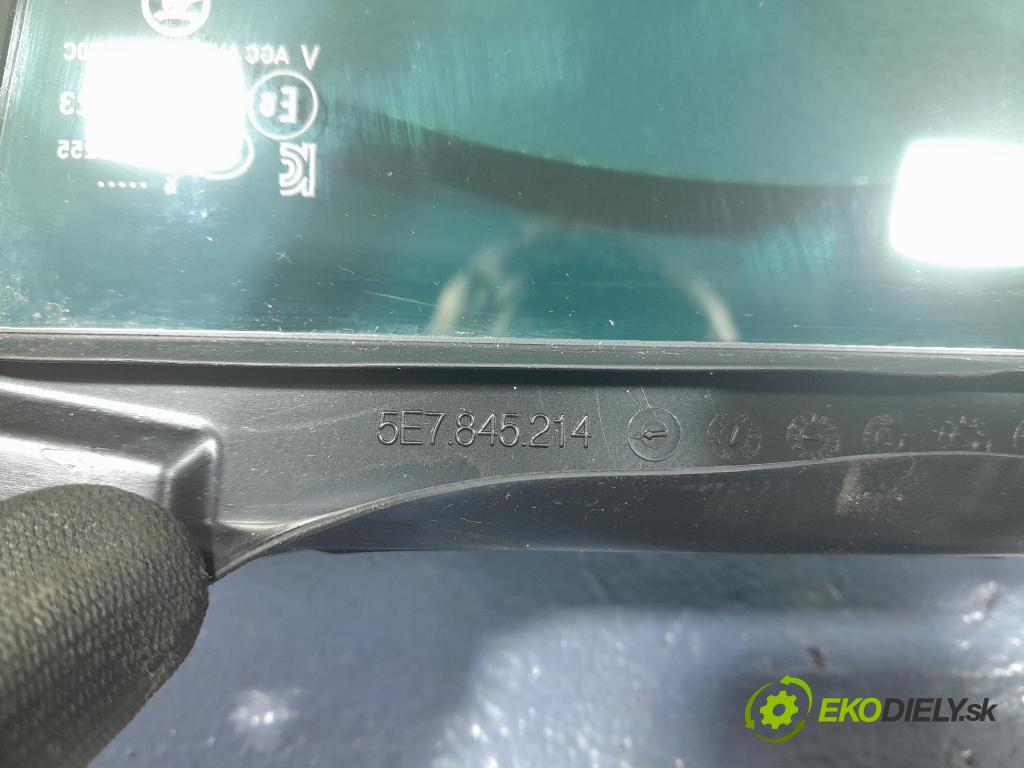 Skoda Octavia 2024 sklo dvere zad Prava: 5E7845214