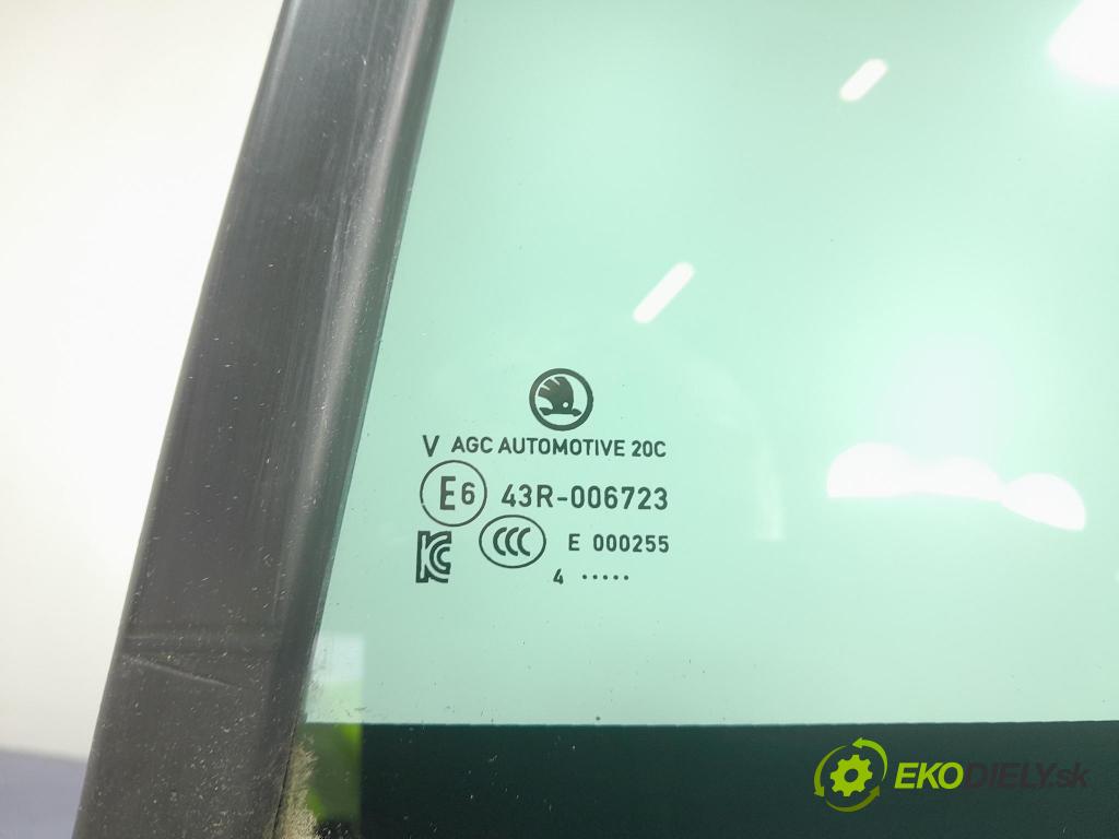 Skoda Octavia 2024 sklo dvere zad ľavé 5E7845213