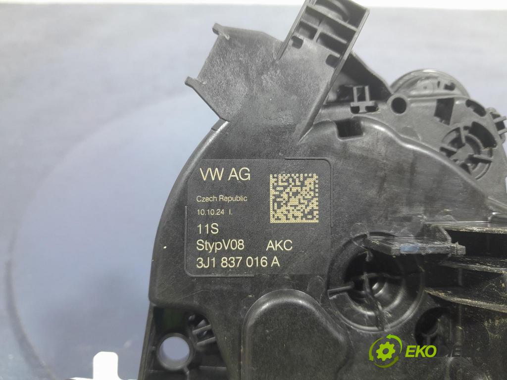 Skoda Octavia 2024 zámok dvere Predné v pravo: 3J1837016A