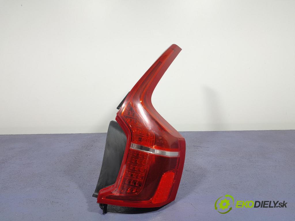 Volvo Xc90 2016 svetlo / reflektor zad Prava: Vonkajsia: