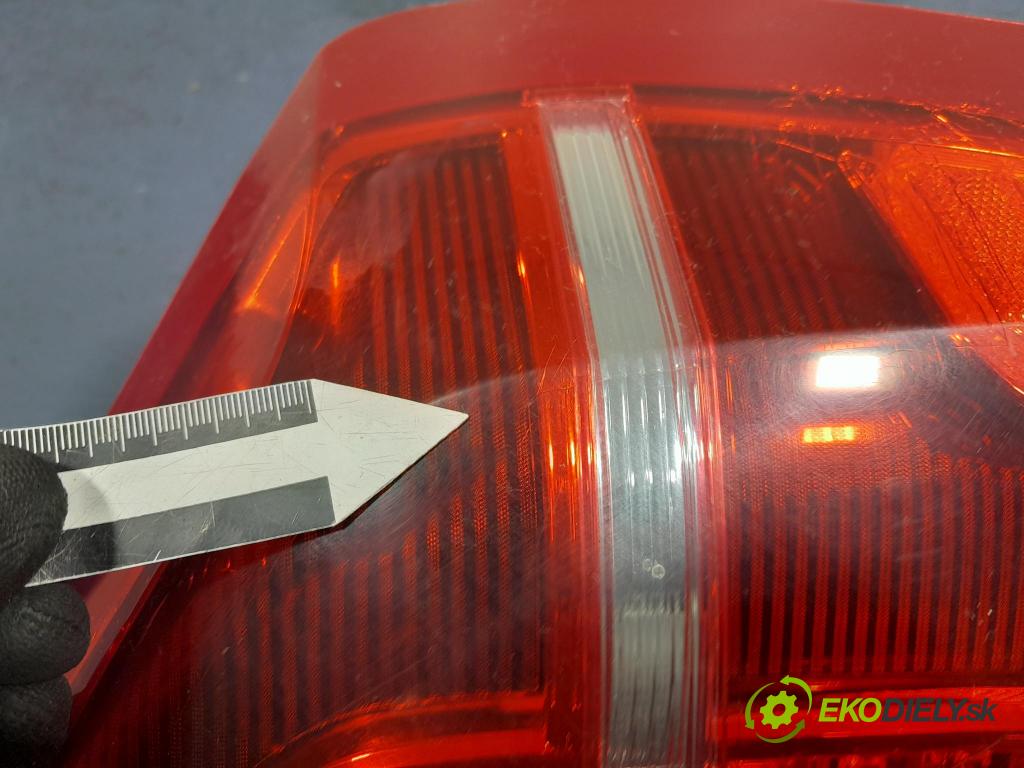 Volvo Xc90 2016 svetlo / reflektor zad Prava: Vonkajsia: