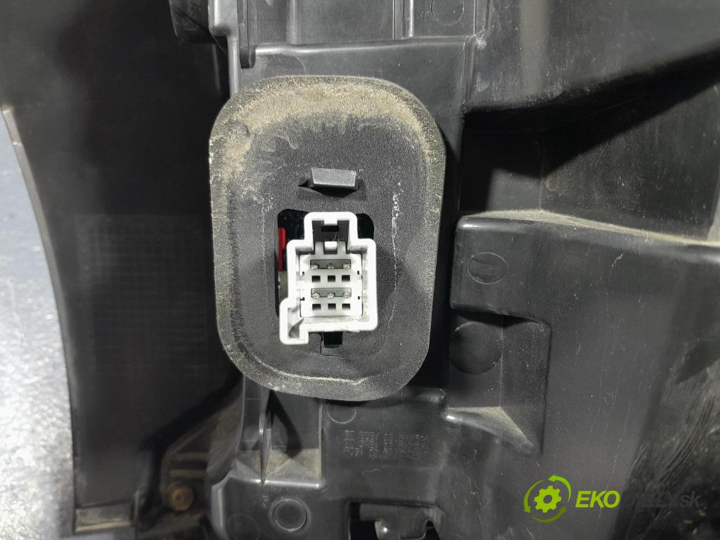 Volvo Xc90 2016 svetlo / reflektor zad ľavá Vonkajsia: 