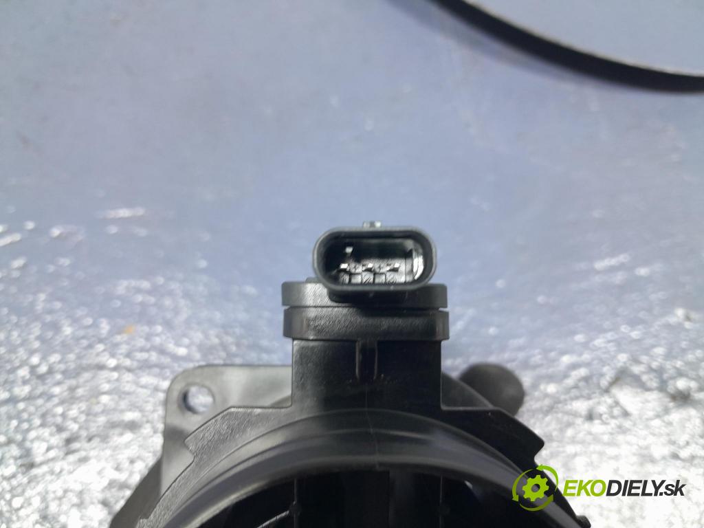 Skoda Octavia 2024 průtokoměr: 05L906461G