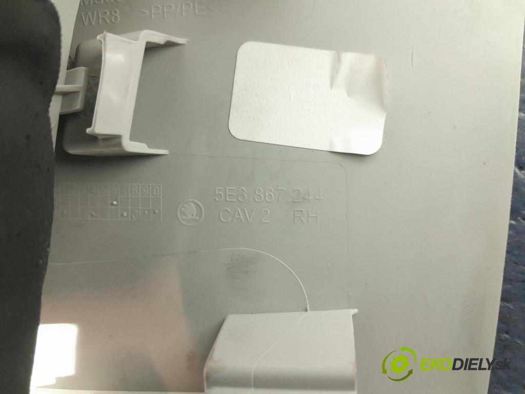 Skoda Octavia 2024 kryt Plast: Interiéry: 5E3867244