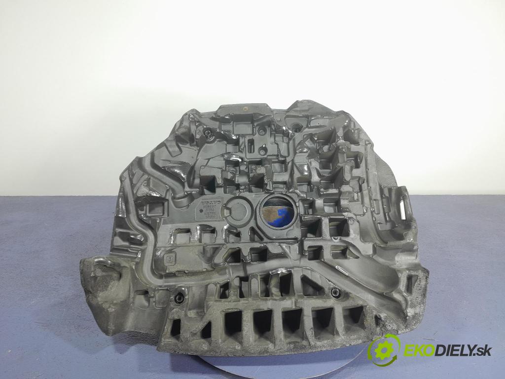 Volvo Xc90 2016 kryt Motor: 31368217