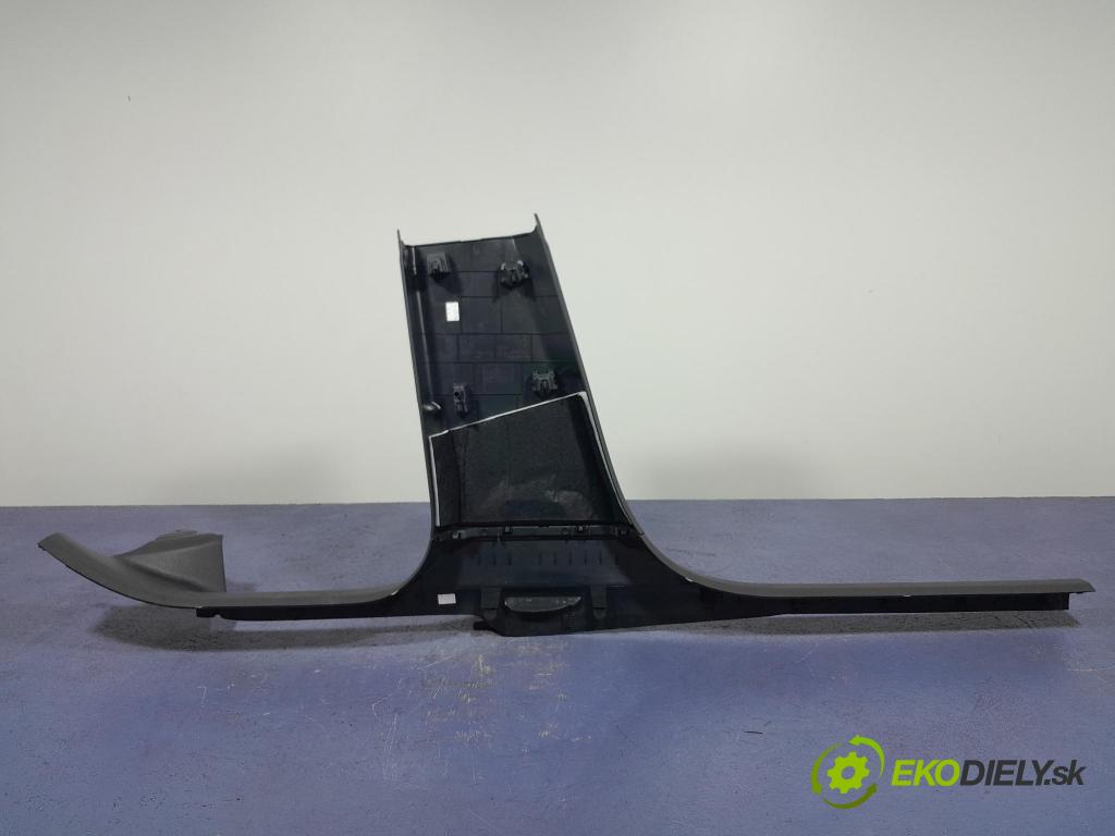 Skoda Octavia 2024 kryt Plast: Interiéry: 5E3853372
