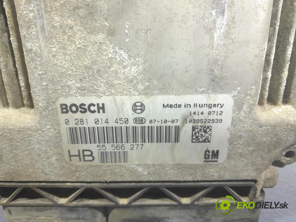Opel Signum 2007 riadiaca jednotka Motor: 55566277