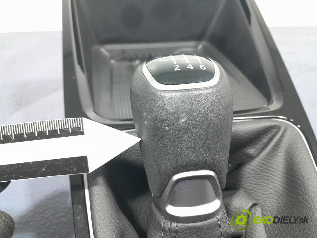 Skoda Octavia 2024 Páka: Zmeny: 5E4863212L