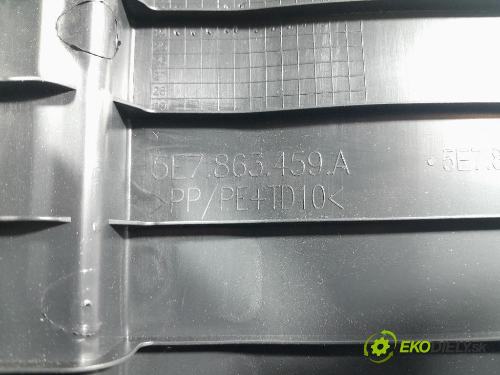 Skoda Octavia 2024 kryt Plast: Interiéry: 5E7863459A