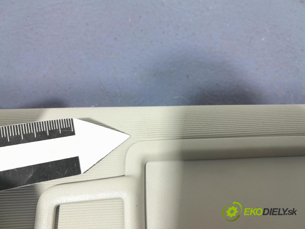 Skoda Octavia 2024 kryt slnečná clona