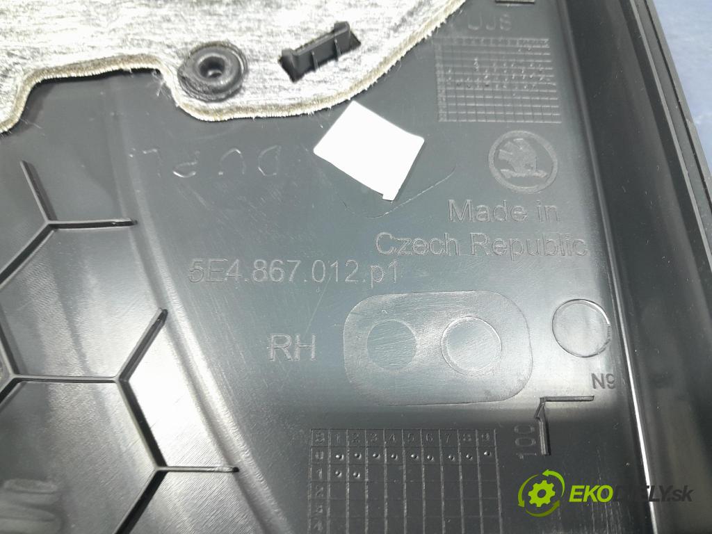 Skoda Octavia 2024 Čalounictví: dvere Predné Prava: 5E4867012