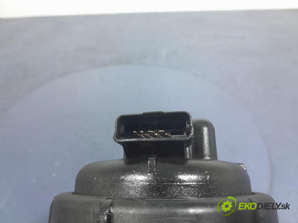 Opel Corsa 2004 obal Filtre: paliva 13117292
