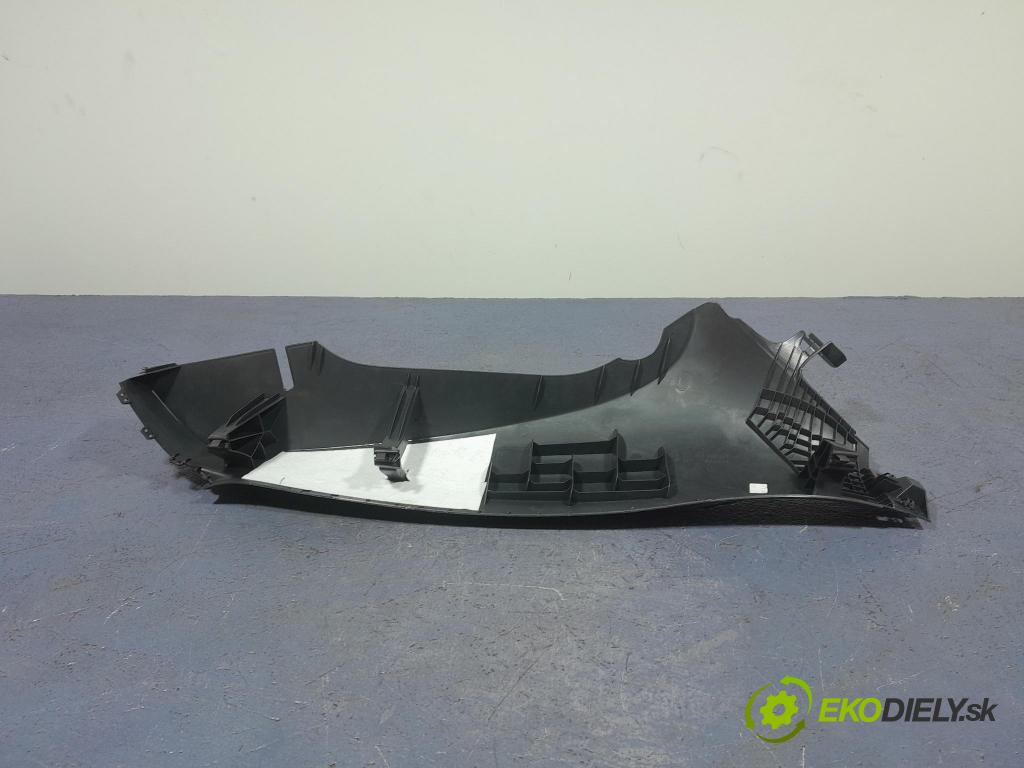 Skoda Octavia 2024 kryt Plast: Interiéry: 5E7867765