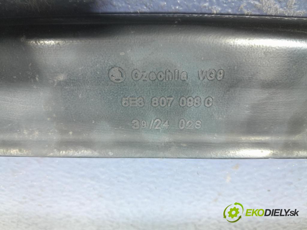 Skoda Octavia 2024 výstuha narazník Predné 5E3807093C