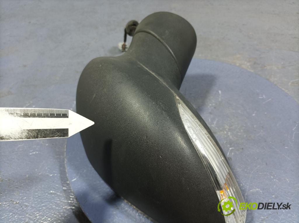 Ford Fiesta 2017 zrkadlo pravé