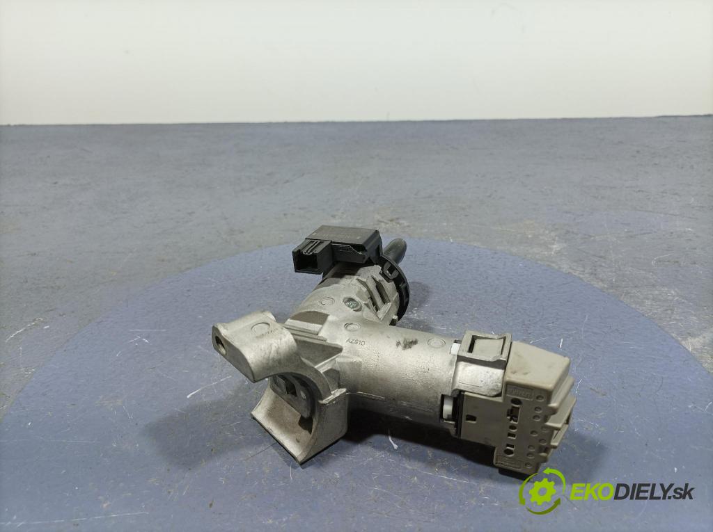 Ford Fiesta 2017 Spínač zapaľovania: 9V21-3F880-ED