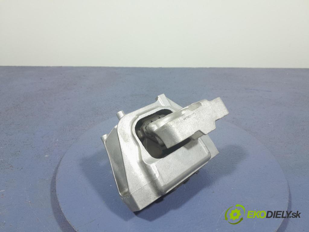 Skoda Octavia 2024 Vankúš/: držiak Motor: 5WA199262BB