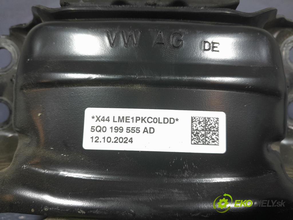 Skoda Octavia 2024 airbag / držiak skrine 5Q0199555AD