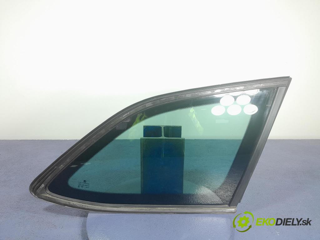 Skoda Octavia 2024 sklo Karoséria: zad 5E7845298