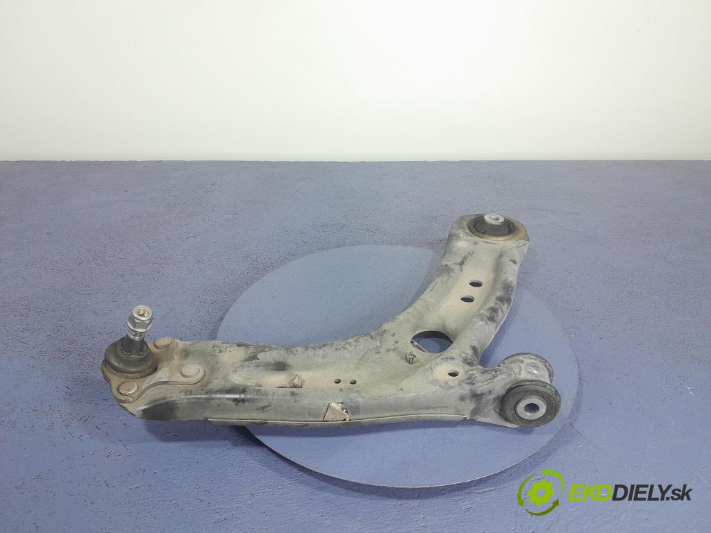 Skoda Octavia 2024 Predné v pravo: 5WA407118