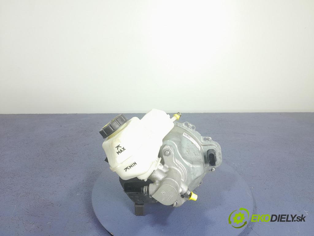 Skoda Octavia 2024 čerpadlo Brzda: 5WB614105BB