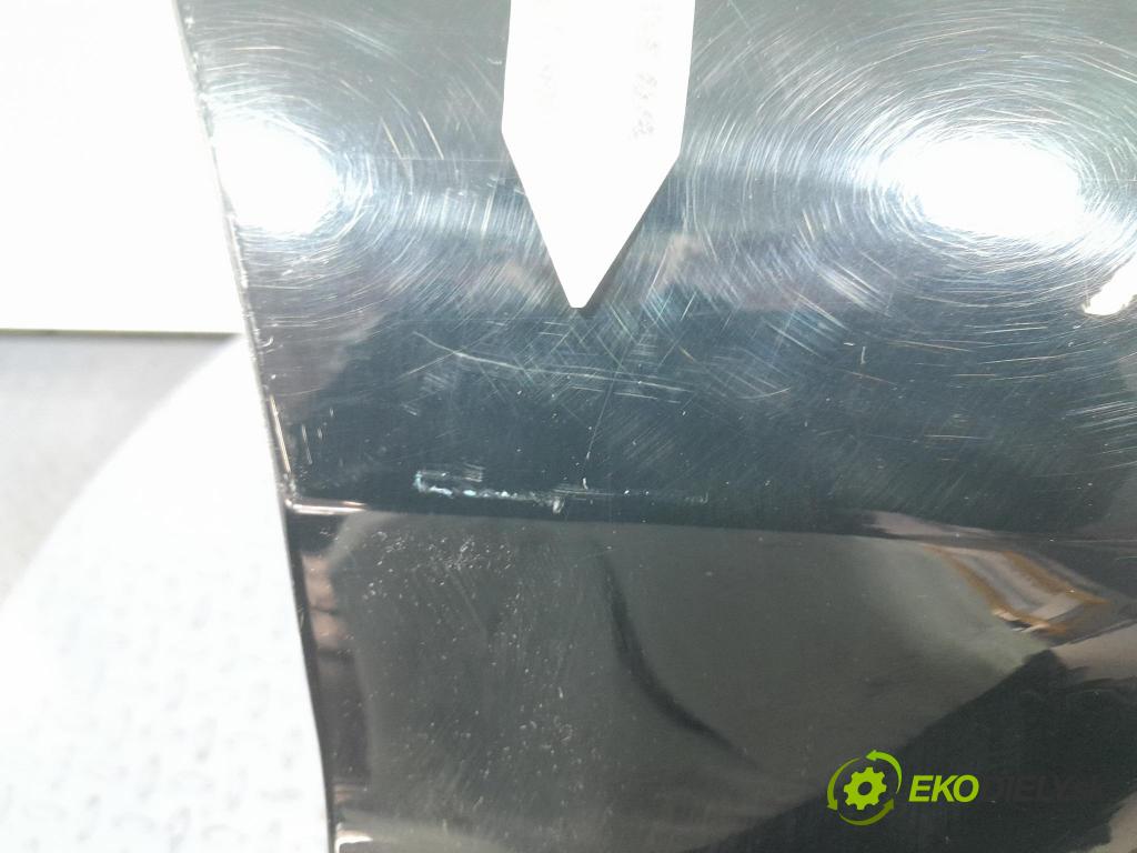 Ford Fiesta 2017 blatník Predné v pravo: