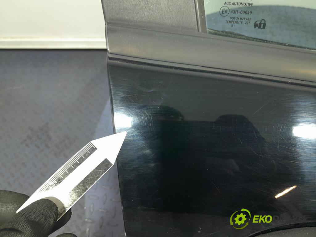 Ford Fiesta 2017 dvere Predné pravé