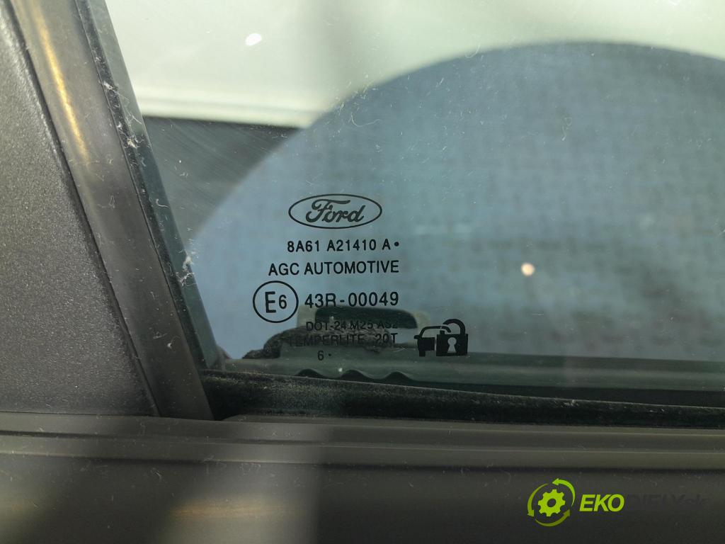 Ford Fiesta 2017 dvere Predné pravé