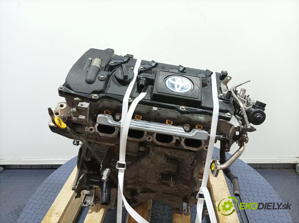 Toyota Prius 2013 motor Benzín: 2ZRFXE