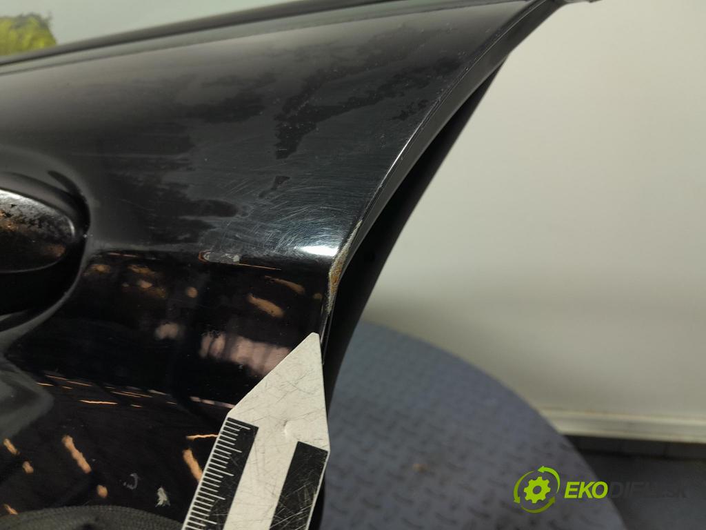 Ford Fiesta 2017 dvere Predné Vľavo: