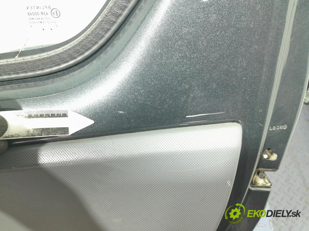 Toyota Aygo 2008 dvere zad pravé