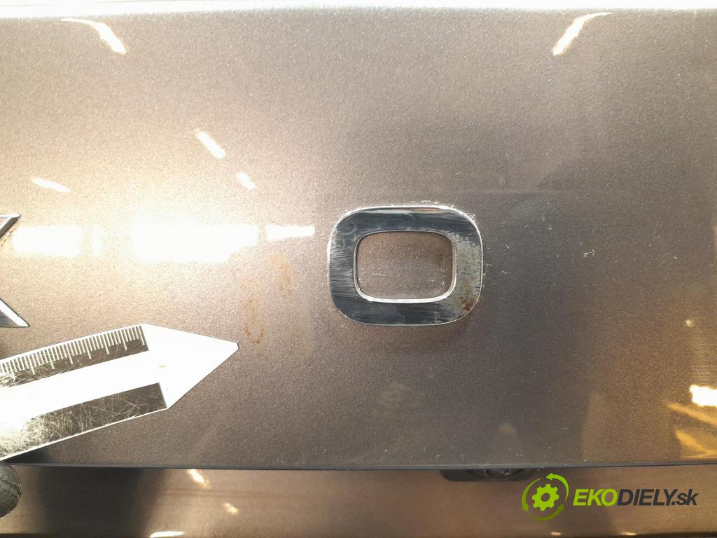 Skoda Octavia 2024 zadna dveře kufra: kufra: