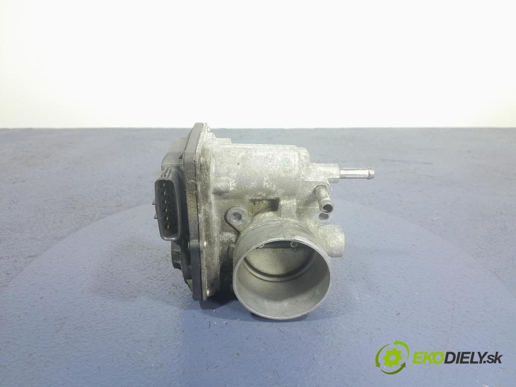 Toyota Prius 2013 škrticí klapka 22030-37060