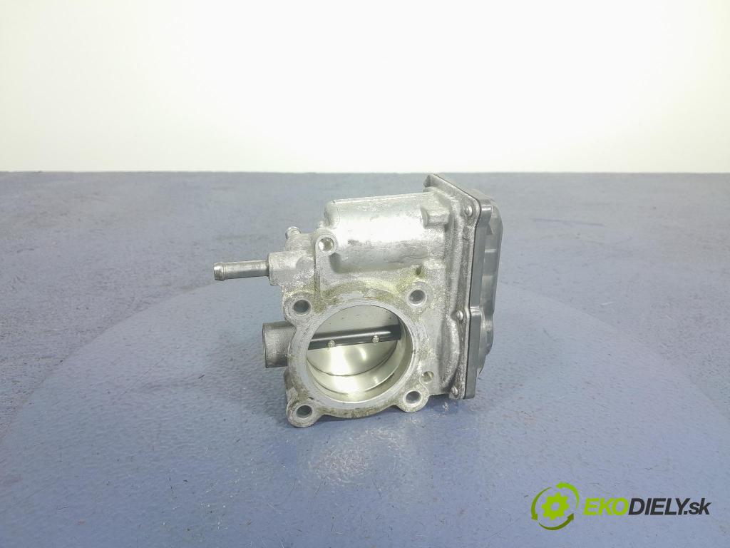 Toyota Prius 2013 škrticí klapka 22030-37060