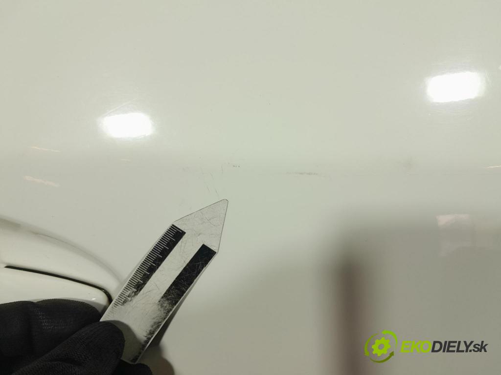 Toyota Prius 2013 dvere zad pravé
