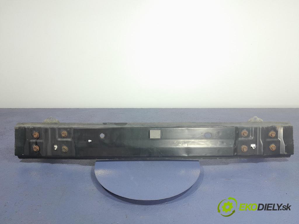 Toyota Prius 2013 výstuha narazník zad
