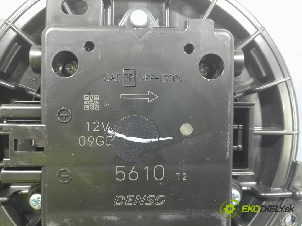 Lexus ES 2023 ventilátor Vzduch: