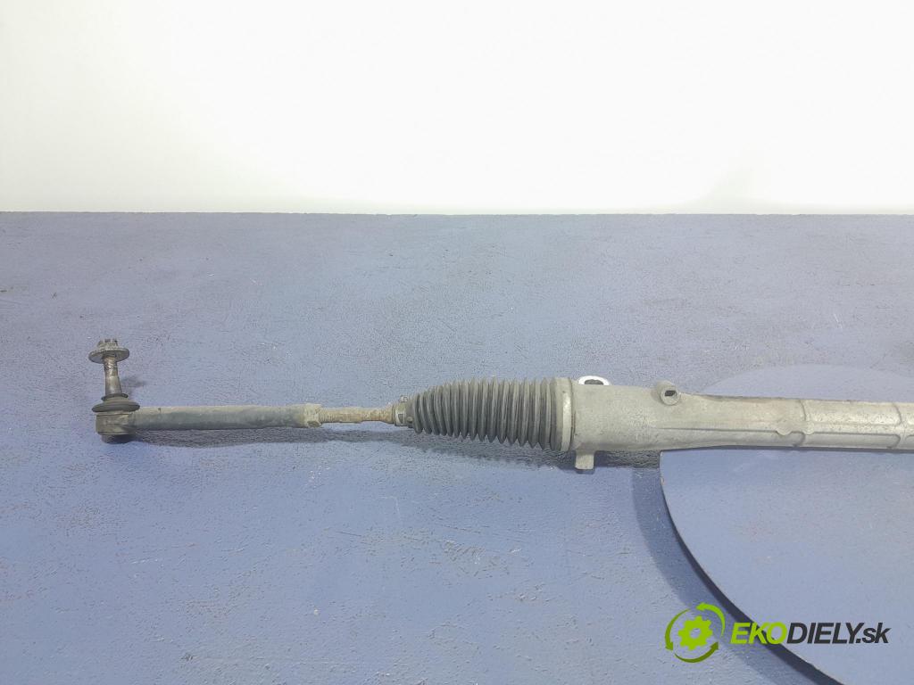 Toyota Prius 2013 Ozubené kolo: volant