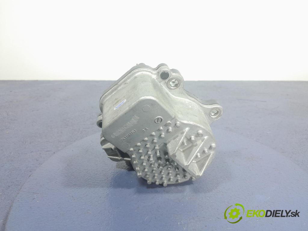 Toyota Prius 2013 čerpadlo Voda