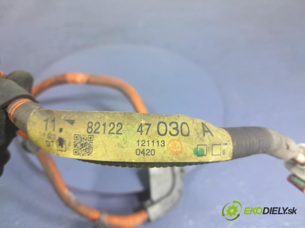 Toyota Prius 2013 inštalácia Elektrický: 82122-47030