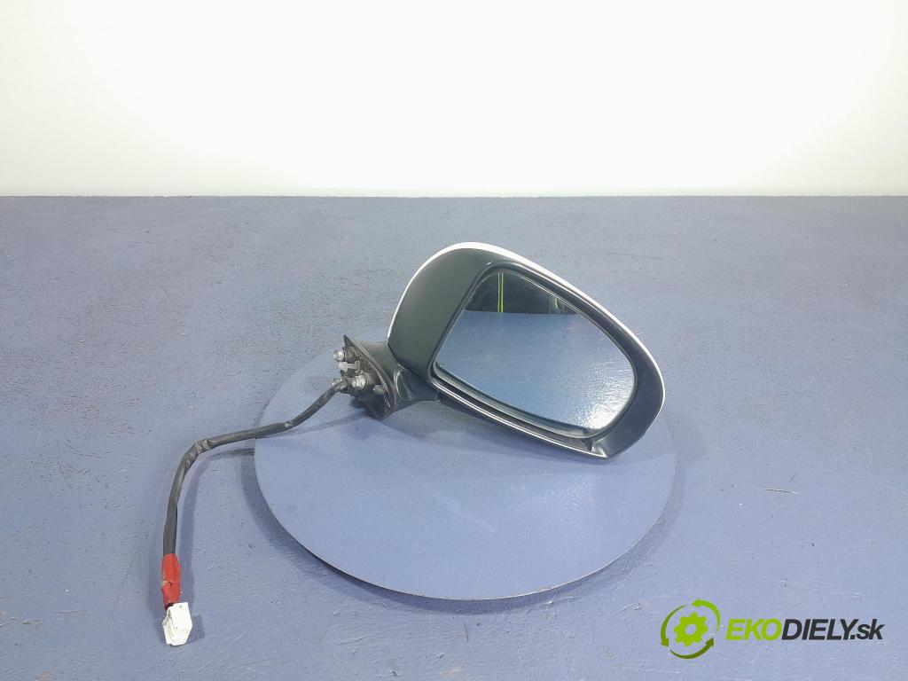 Toyota Prius 2013 zpětné zrcátko prave