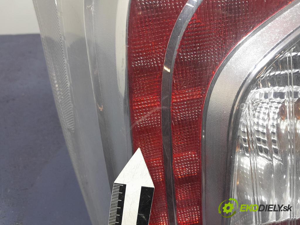 Toyota Prius 2013 světlo Zad: levá Mimo: