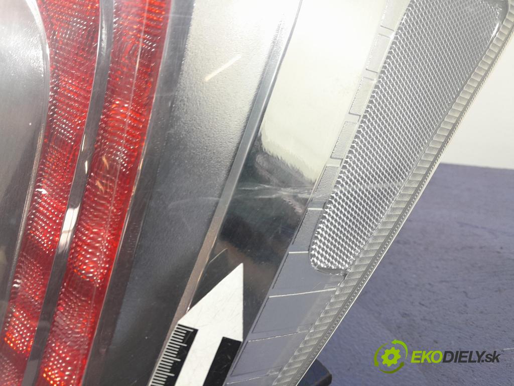 Toyota Prius 2013 světlo Zad: Práva: Mimo: