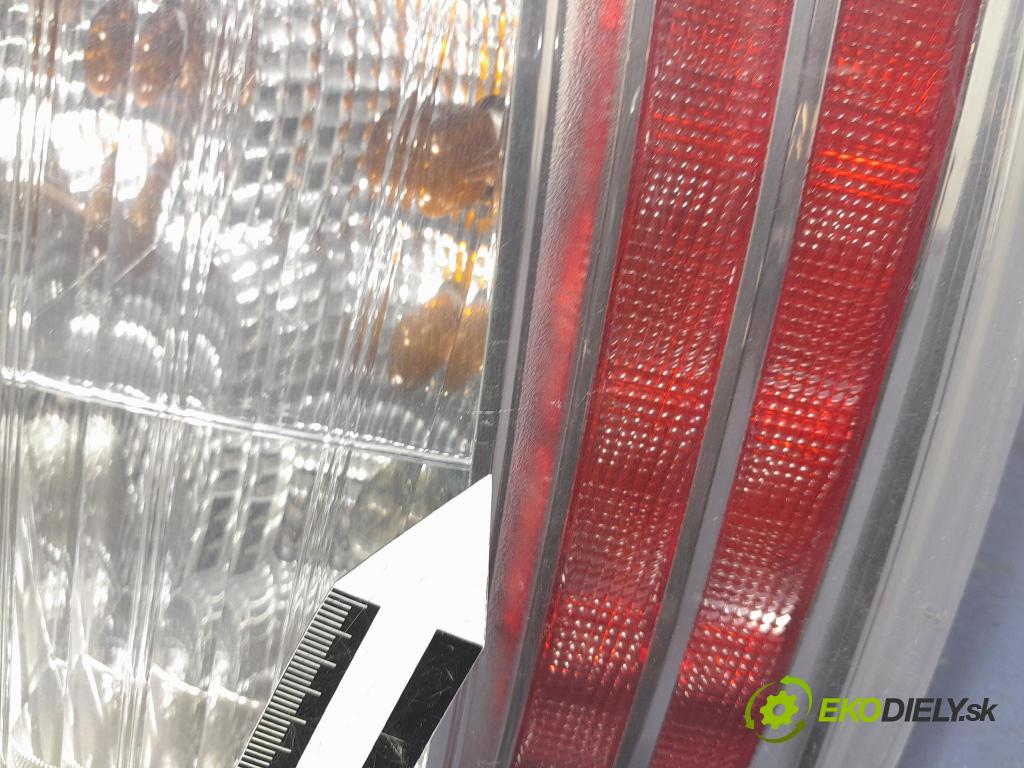 Toyota Prius 2013 světlo Zad: Práva: Mimo: